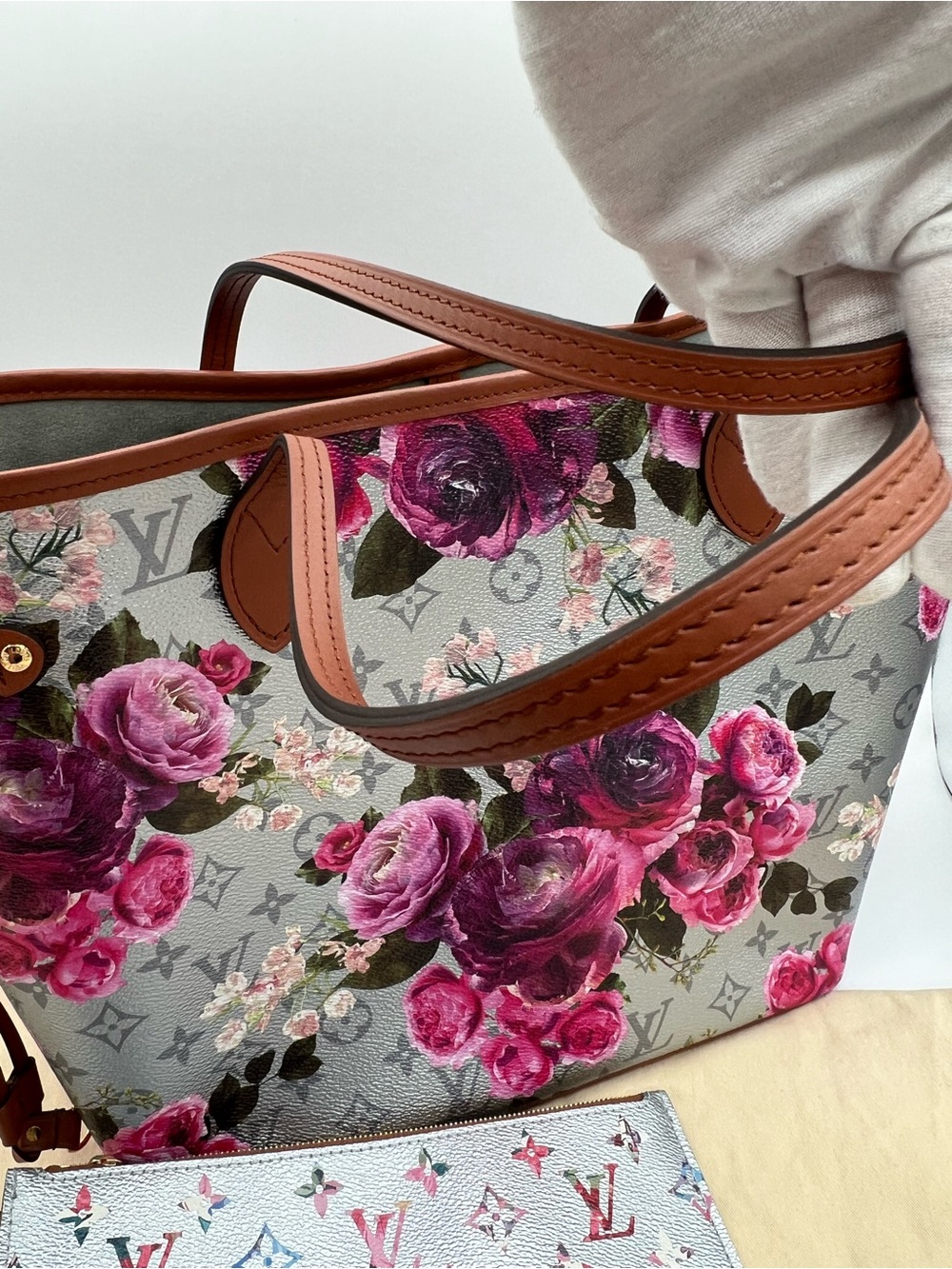 LOUIS VUITTON NEVERFULL MM GARDEN FLOWER ROSES SILVER Metallic BAG Pouch RARE😍🔥 - Picture 11 of 16